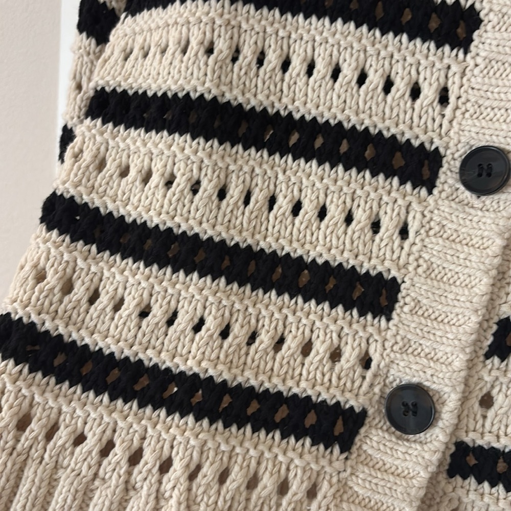 H&M Black and Cream Striped Cardigan - Picture 3 of 4